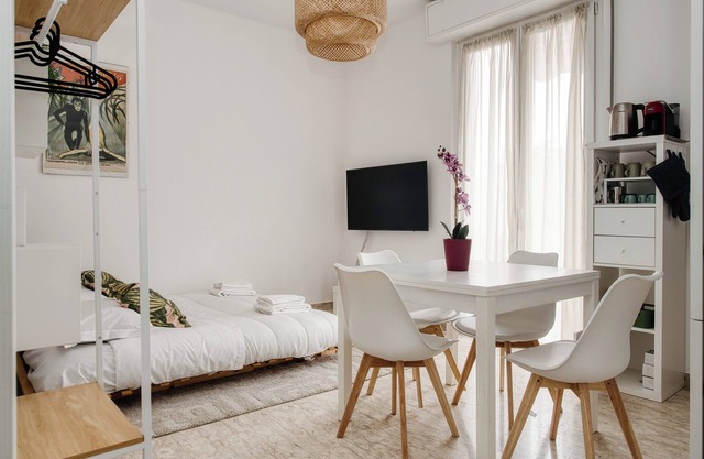 Ideal Rent - Dino Campana 8
