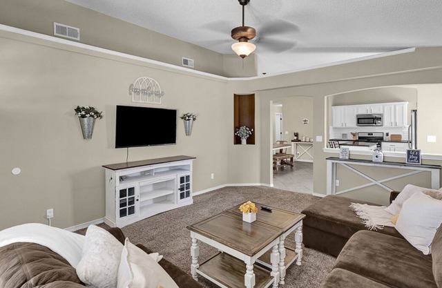 Cozy Modern Farmhouse Nestled In a Quite Suburb