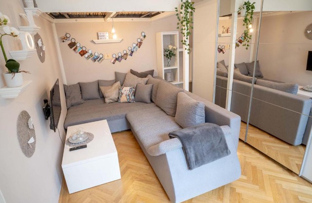 Cozy Modern Nest in the Heart of Vienna with Netflix