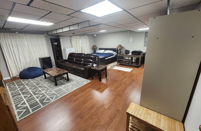Cozy & modern studio in safe area