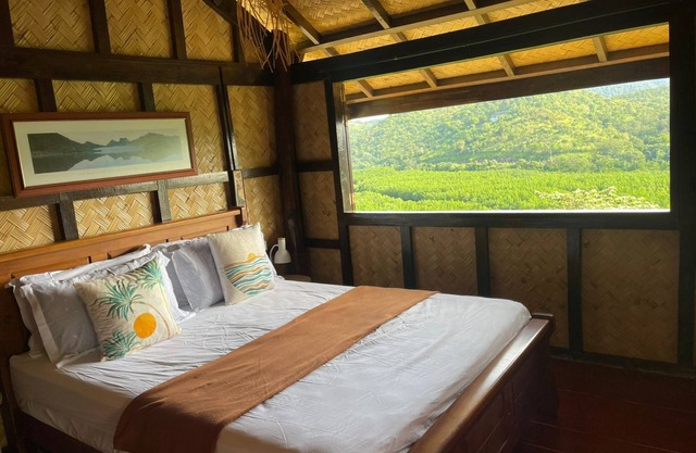 Cozy Mountain Cabin in Busuanga with Stunning Sunrise View w FREE SCOOTER TO USE