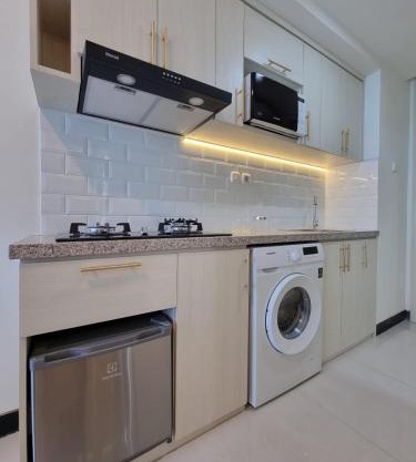 Cozy New Apartment inside Mall