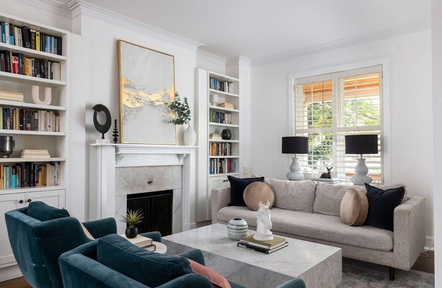 Cozy Oasis in TO's Best Neighborhood - minutes to A+ art, food, music, fashion