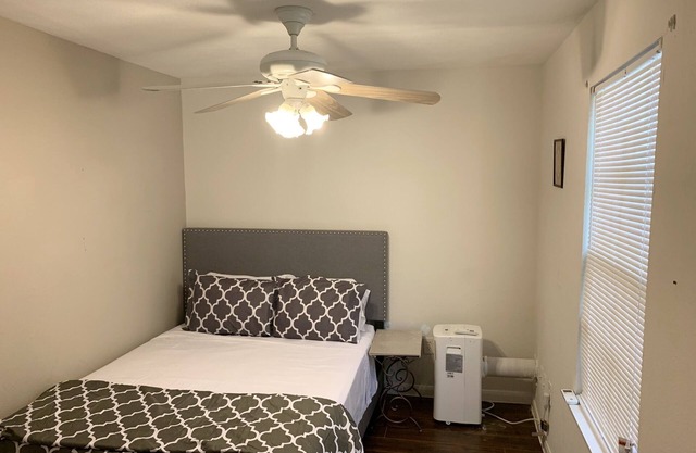 Cozy one bedroom apartment