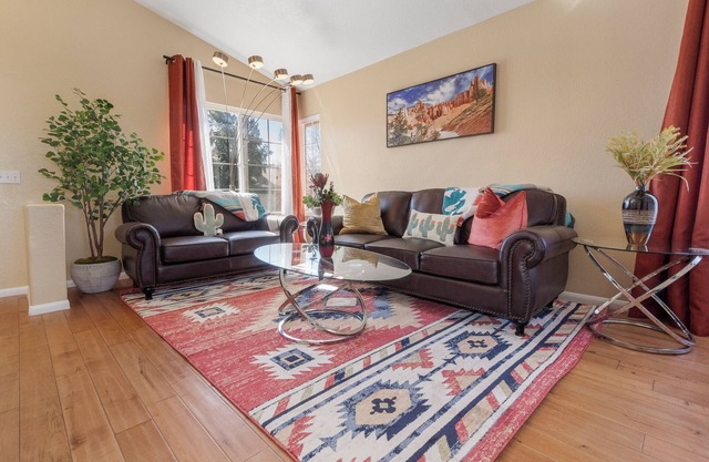 Cozy Palmdale Desert Delight Home