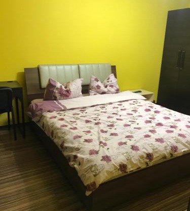Cozy Park Studio in city center, Campina