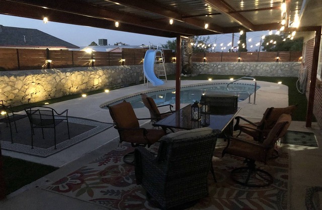 Cozy Pool House close to Fort Bliss