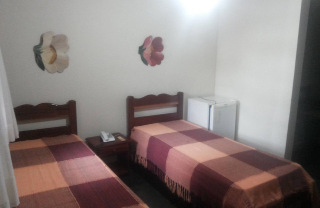 Aconchegante Pousada en Pendotiba - Habitación para 04 personas