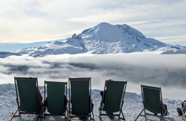 Cozy Private Apartment Mount Rainier National Park and Crystal Mountain