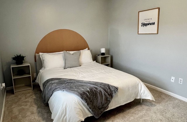 Cozy & Quiet home- 10 minutes from downtown Charlotte