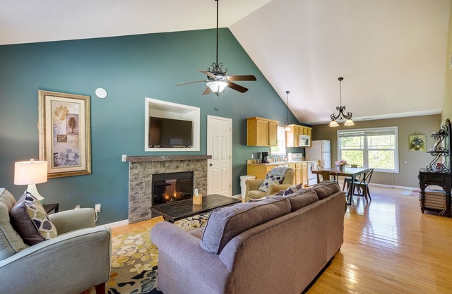Cozy Resort-Style Escape on Taylorsville Lake!
