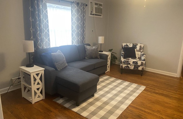 Cozy Respite in Harrisburg, IL