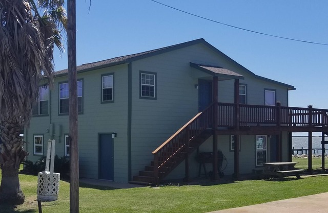 Cozy Retreat En la bahía de Matagorda con 360 'iluminado Pier. Pesca