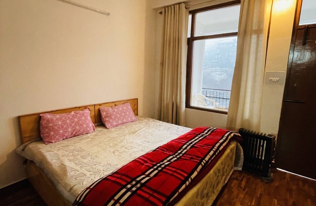 Cozy riverside Apartment in Manali | Dobhi-Naggar