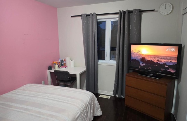 Cozy Room 4mins from Ottawa-Gatineau Airport