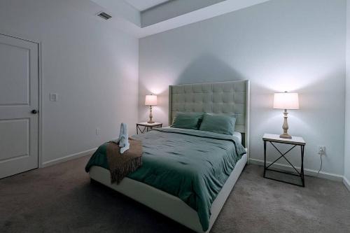 Cozy Room Near Beach & Airport - Breakfast