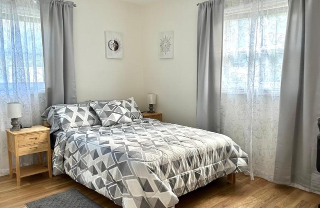 Cozy Rooms near Busch Gardens