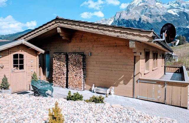 Acogedor y pintoresco chalet familiar Gstaad & Glacier 3000