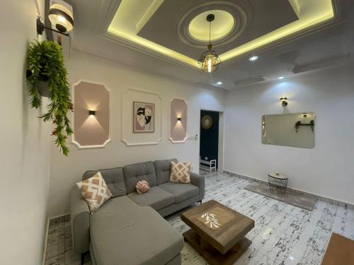 Cozy & Secure Apartment