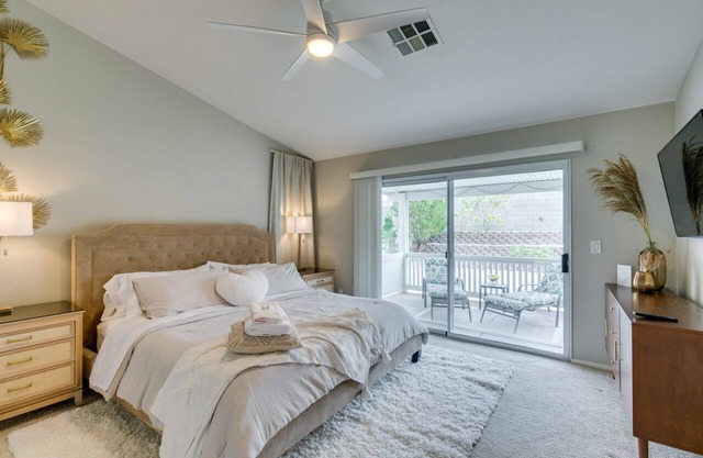 Cozy Single Story Home in the Heart of Las Vegas