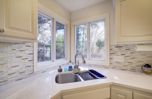 Cozy & Spacious 4br TV/ Private Patio/Wifi/Garden