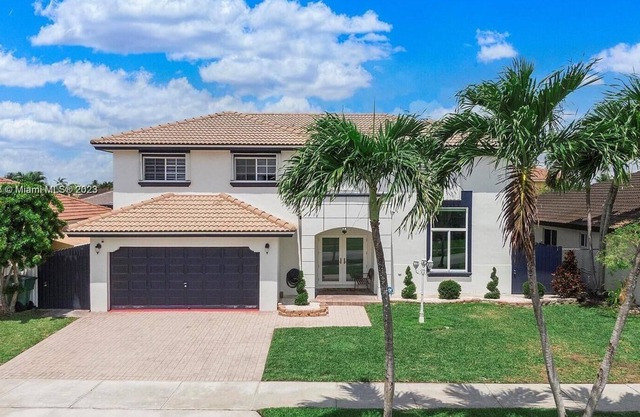 Cozy, spacious and peaceful 4-bedroom, the perfect place to unwind and relax