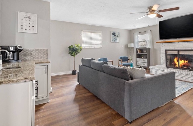 Cozy spacious home in Del City