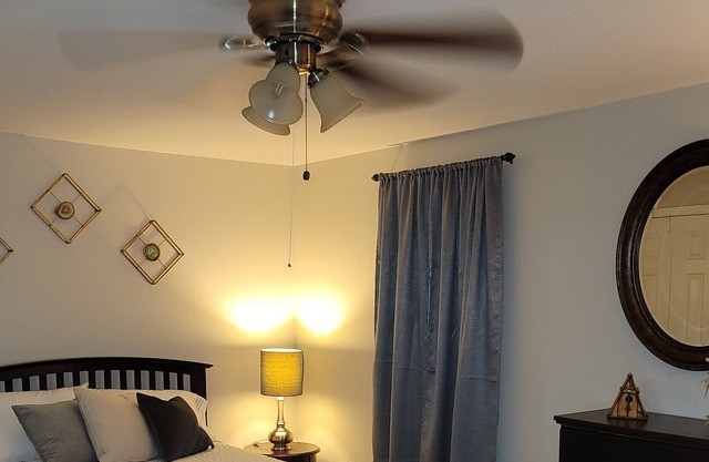 Cozy spacious relaxing getaway,