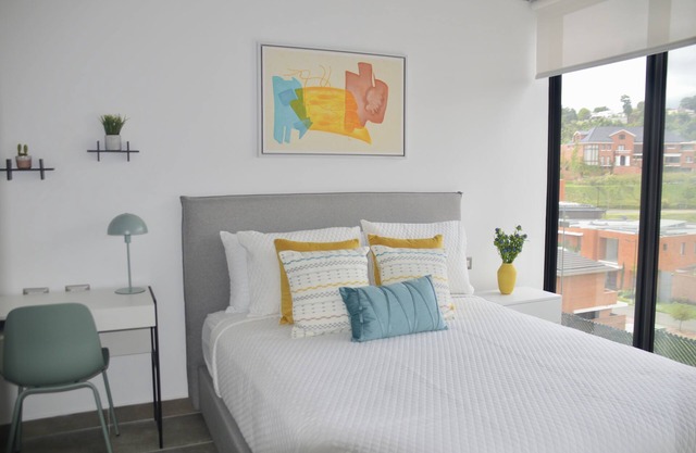 Cozy Stays Cayala Apartments 407