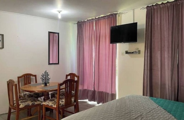 Cozy studio apt with Private beach and pool