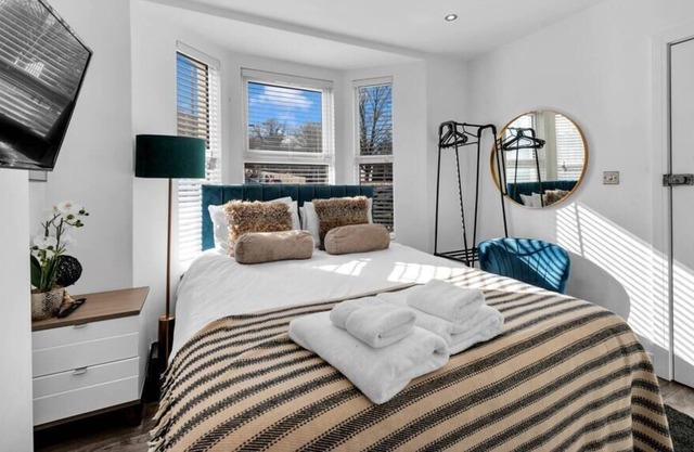 Cozy Studio Gem: Newly Renovated Stylish Space