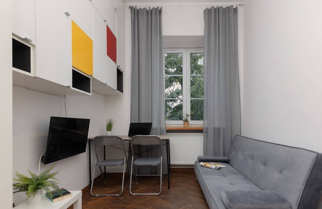 Cozy Studio Praga by Renters