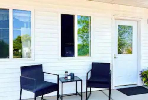 Cozy Studio Steps from Ferry Downtown St Ignace
