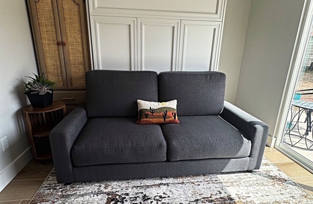 Cozy studio with modern kitchen in unit laundry and AC close to hiking trails.