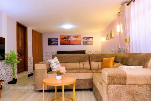 Cozy Studio with Scenic Hill Views in Kampala