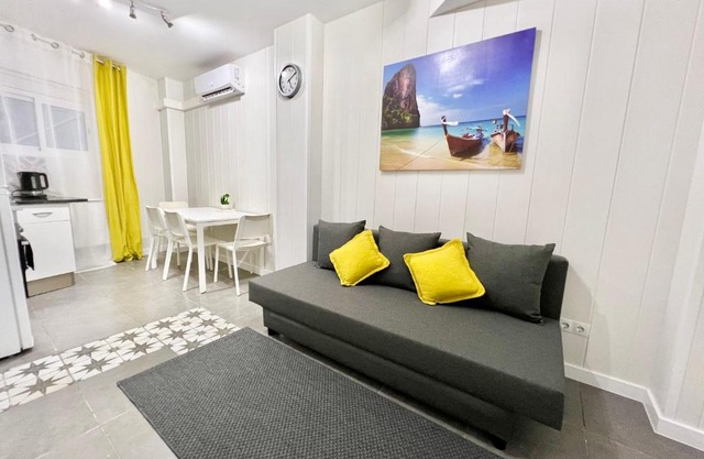 Cozy Suite apartment, WiFi!