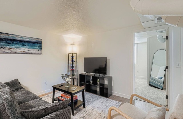 Cozy Suite in vibrant Denver