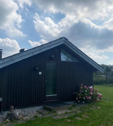 Cozy Summerhouse