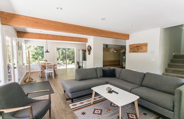 Acogedora casa de huéspedes Tofino, a poca distancia de la playa