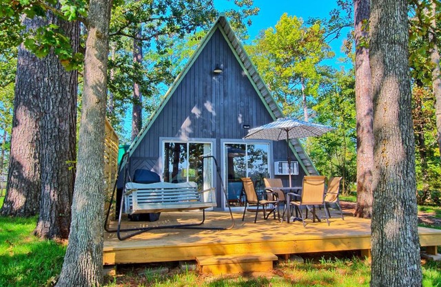 Cozy Toledo Bend A-Frame with Waterfront Views!