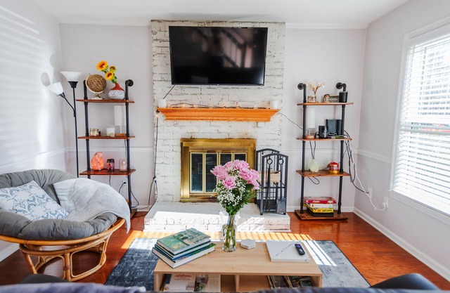 Cozy Townhouse in heart of West Ashley