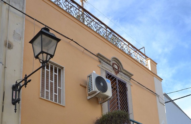 acogedora casa de pueblo en alquiler en el centro histórico de Canosa