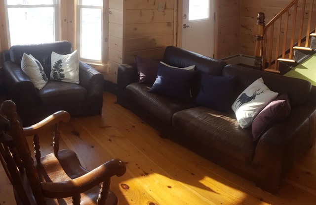 Acogedor adosado cerca de la estación de esquí Jay Peak - recientemente renovado