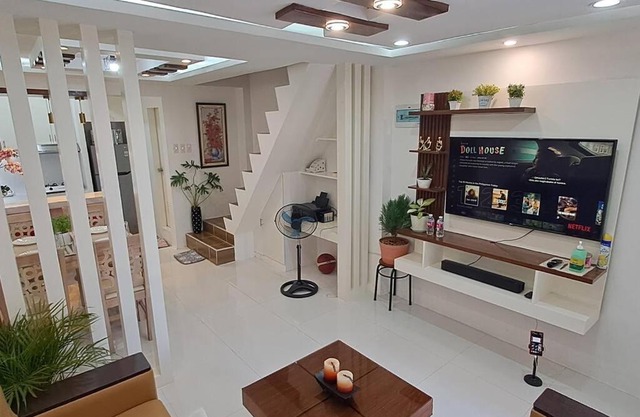 Cozy Transient house in Calapan City.