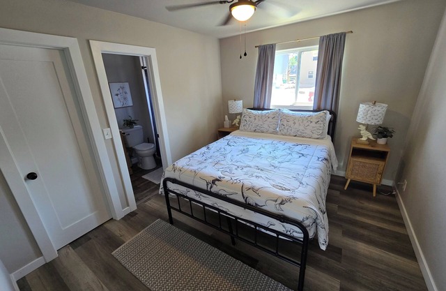 Cozy Updated Apartment Walking Distance to Downtown Fruita