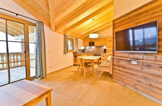Cozy vacation apartment (80sqm) with large terrace, panoramic view and wood-burning stove