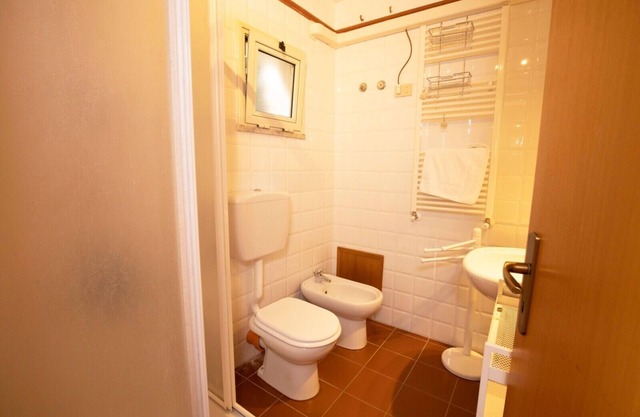 Cozy villa 15 meters from the sea with a large garden (1 acre)