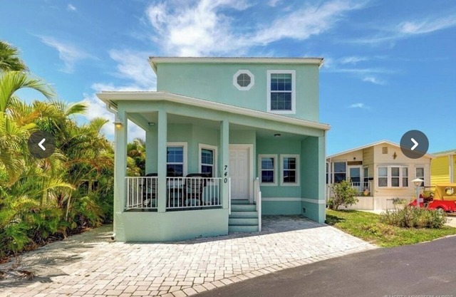Cozy villa a short walk from the beach ready for your family.