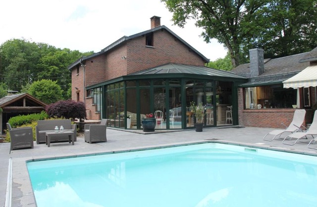 Cozy Villa in Marche en Famenne with Private Pool