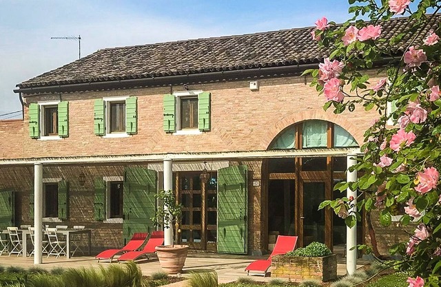 Acogedora villa con hidromasaje al aire libre y jardín cerca de Venecia